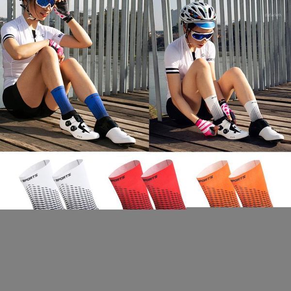 

fashion cycling socks for men women breathable sport riding bike socks breathable and windproof comfortable fabric1, Black
