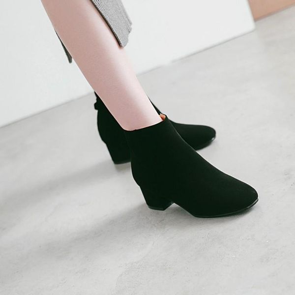 

boots big size back-to-date european and american fashion with square head of bare, Black