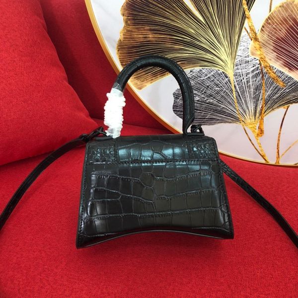 

crocodile pattern hourglass pocket handbag wallet backpack main card holder duffle bag women handbags handbag horsebit card holder 8068s#, Black;white