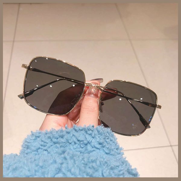 

net 2020 new fashion gm sunglasses red big face thin women's fashion street p polarized sunglasses driving glasses, White;black