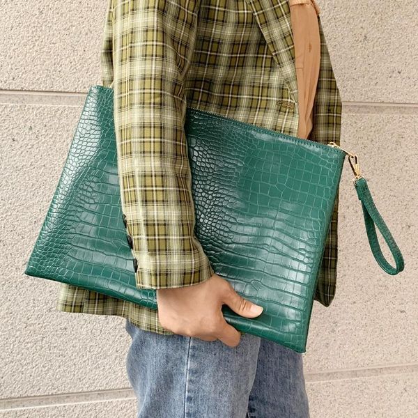

new arrival ostrich leather handbag python women lapbag crocodile pouch bag file for men1