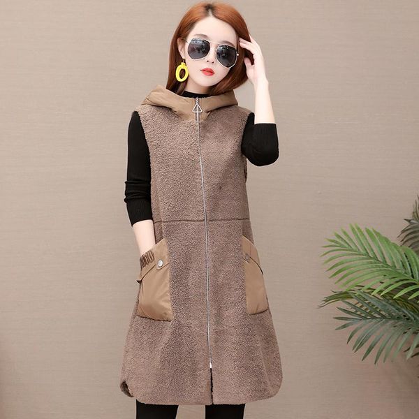 

woollen coat women's 2020 new mid length fur like one body vest lamb plush vest, Black;white