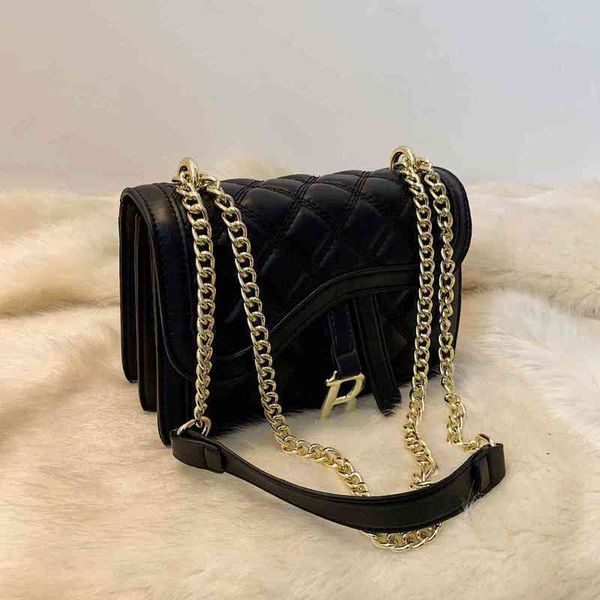 

2022 factory wholesale new model direct hands autumn and winter women's shoulder xiaolingge chain versatile trend bag