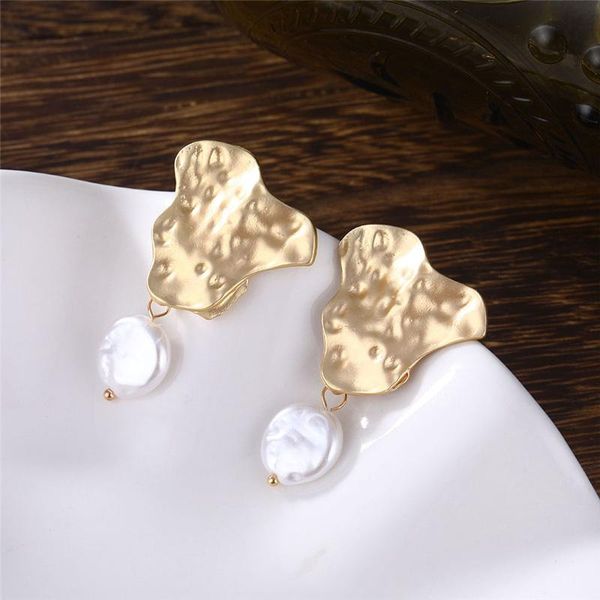 

новое золото геометрическое круглое сердце нерегулярное имитация жемчужные серьги элегантные жемчужные серьги для женщин мода свадебные укра, Golden