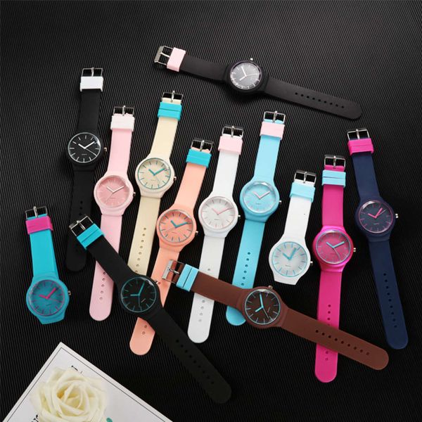 

korean candy color women's watch new fashion versatile girl student quartz watch net red women's watch, Slivery;brown