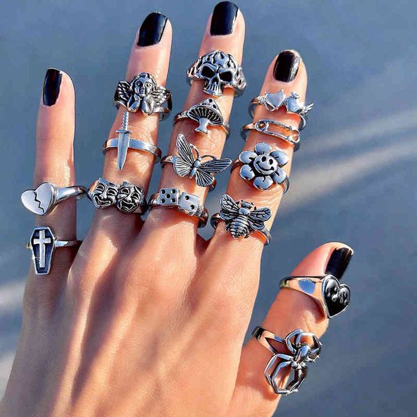 

ring vintage gothic skull flower angel rings for women hip hop silver color butterfly heart finger ring fashion streatwear jewelry