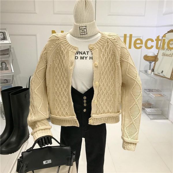 

niche design retro pattern gentle short knit cardigan women's autumn and winter 2020 new wear thick warm sweater coat1, White