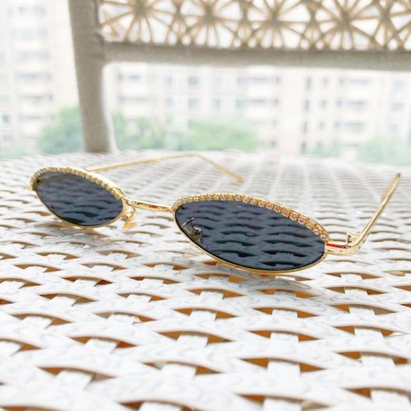 

sunglasses fashion oval crystal women 2021 retro cat eye small box rhinestone sun glasses men classic metal frame eyewear, White;black