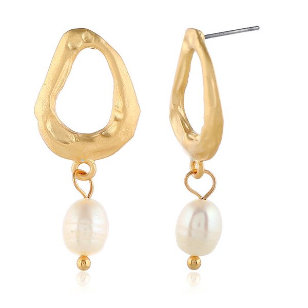 

irregular personality metal geometric earrings in ins harbor cold freshwater pearl ear nails with korean temperament, Golden