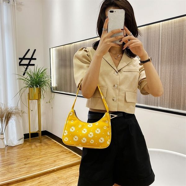 

classic texture fashion flower daisy women handbag portable creative design chic nylon small underarm shoulder tote bags