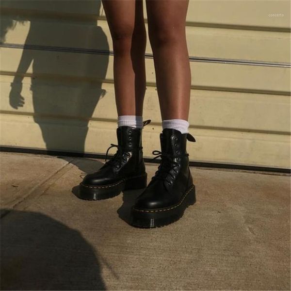 

shoes women boots black leather lace-up combat boots 2020 pre-fall women flat ankle fashion motorcycle couple1