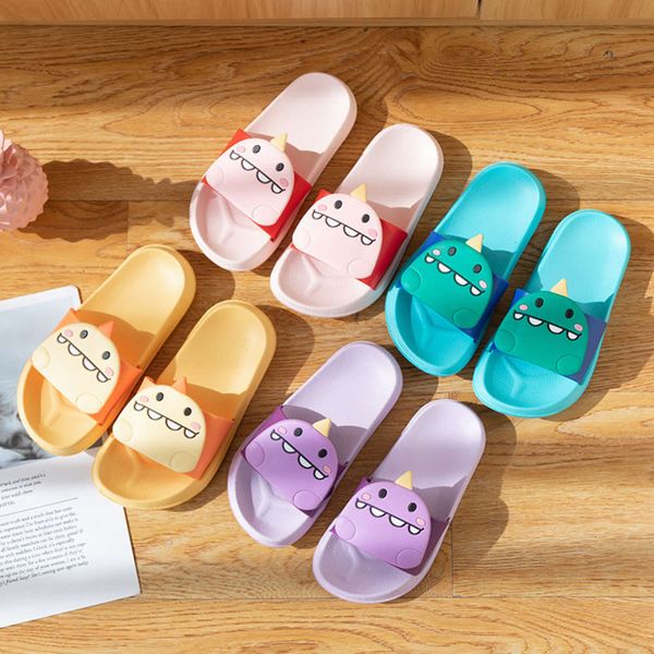 

new children's 2021 spring and summer family bathroom cute chicken cool slippers can be worn out, Black;red