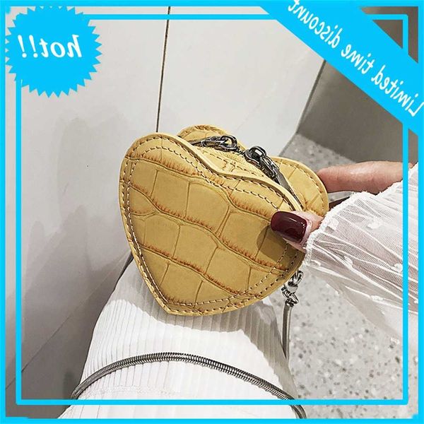 

heart-shaped mini shoulder ladies chains women messenger bags pu leather female designers kawaii crossbody handbags kids
