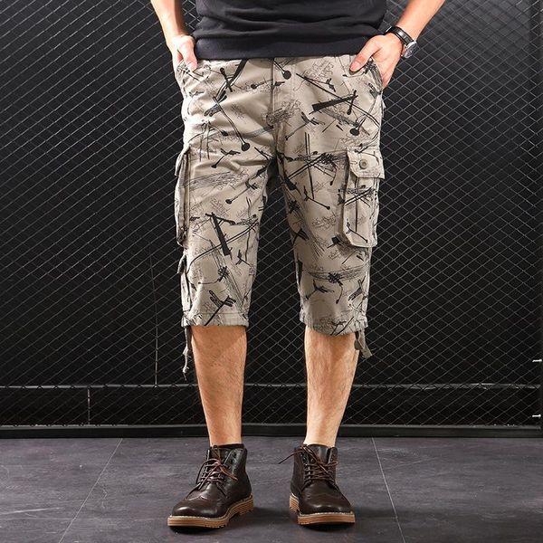 

2020 summer new large size 29-44 loose mens cargo shorts army camouflage shorts, White;black