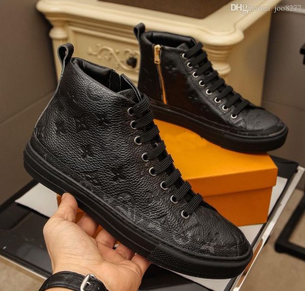 

luxury sports designer sneakers bottom is red low cut suede spike shoes for men luxury shoes party wedding crystal leather sneakers 8272 k4