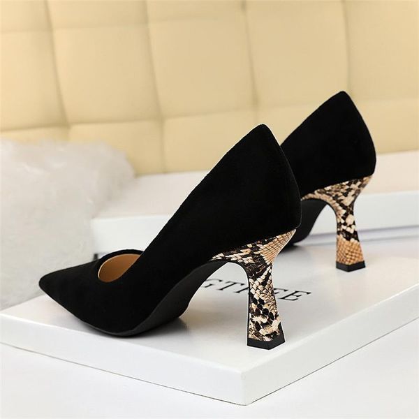 

2020 fashion women snake print yellow black 7.5cm high heels pumps designer serpentine flock suede heels party shoes plus size