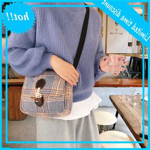 

91191 autumn and winter woolen plaid cross student postman ox horn buckle flip bag