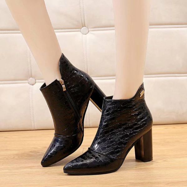 

boots motorcycle western cowboy women crocodile pattern leather short cossacks high heels cowgirl booties ankle botas, Black