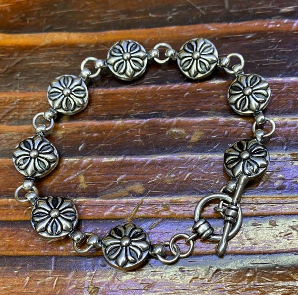

new personalized stainless steel jewelry vintage american european antique silver hand-made designer crosses charm bracelets for women, Golden;silver