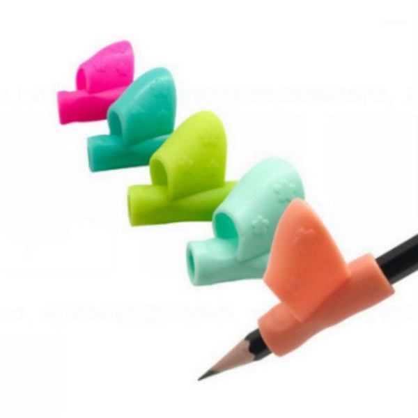 

new children pen holder silicone material correction device multi-color optional children writing good helper1, Black;red