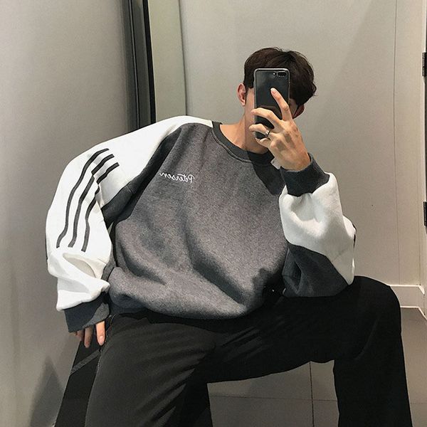 

new hong 2021 kong style embroidered more winter velvet sweater young men loose around the neck students jacket 1 lwbn, Black