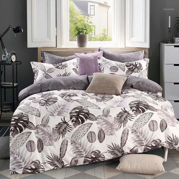 

4pcs bedding sets thicken brushed winter warm simple fashion bedsheet pillowcase blanket student dormitory coverlet1