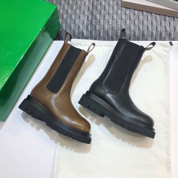 

2021 winter womens boots black vegetable tanned calfskin elastic side panels platform bottines and leather tabs ankle booties