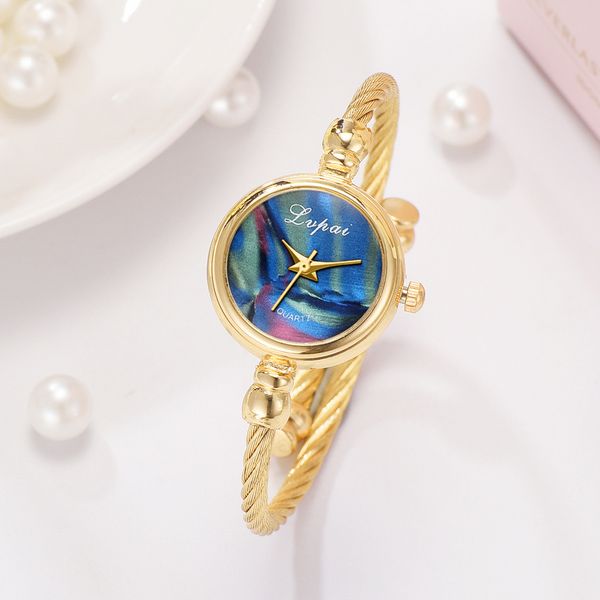 

wholesale 30pcs mixed color fashion 23mm x 8mm 16g quartz ladies watch women's children's students watches casual wristwatches ch0, Slivery;brown