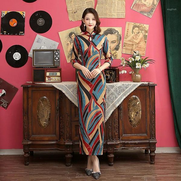 

plus size -4xl satin cheongsam chinese flower print women evening party dress elegant slim mandarin collar qipao1, Red