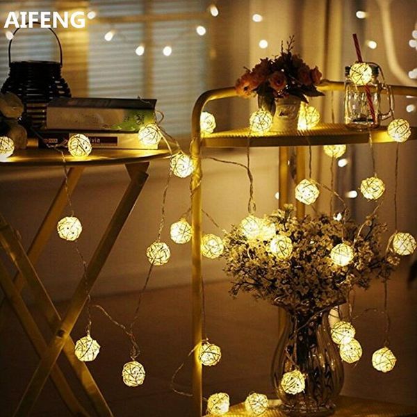 

aifeng 10м 5м 2.5м 1.2м водить ротанг шарика света шнура водить сказочные огни для украшения партии рождество свадьба led гирлянда кпт wmtqw