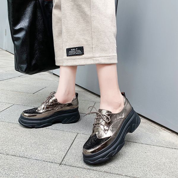 

genuine 2021 women's diamond 22.5-24.5 in length fashion bright shoes platform jumps ktme, Black