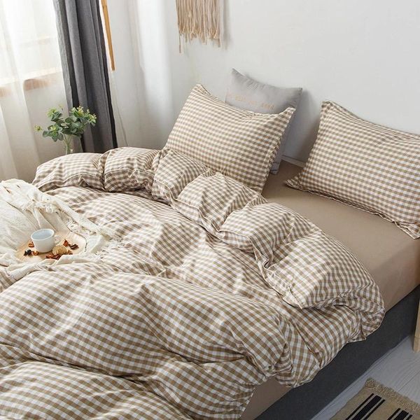 

bedding sets retro lattice 4-piece set, simple and fresh girl's heart, lovers
