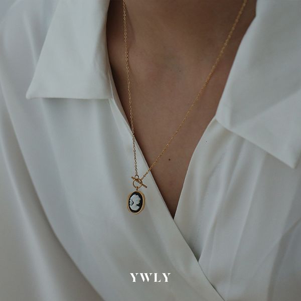 

acrylic three dimensional contrast portrait necklace, the same old titanium steel necklace for blogger ywly, Silver