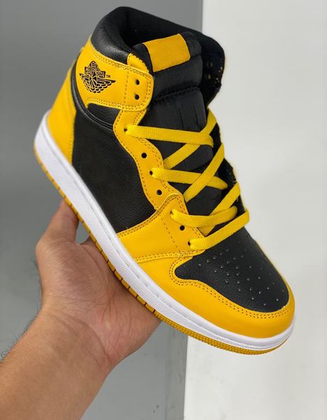 

(with box)2021 1 pollen basketball shoes men women black white yellow 1s sneaker