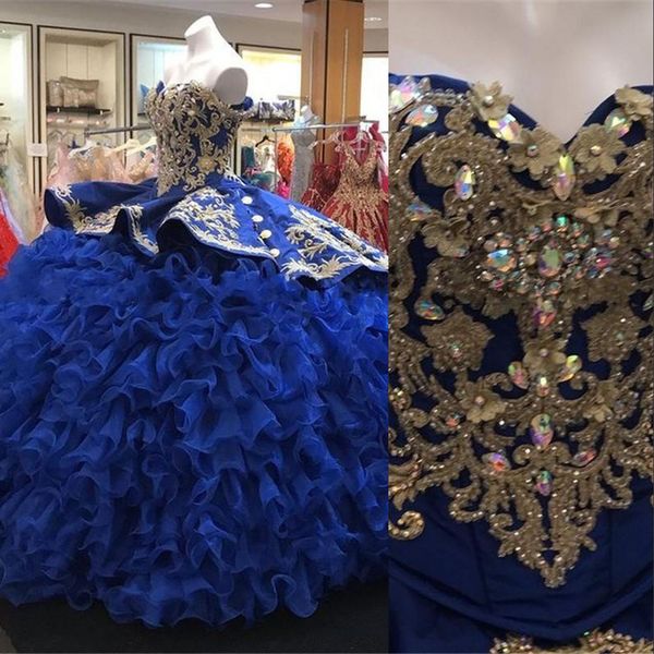 2021 Königsblaue Stickerei, luxuriöse Quinceanera-Kleider, Ballkleid, schulterfrei, Spitze, Kristallperlen, Übergröße, Rüschen, abgestuft, Sweet 16, formelle Party-Abschlussball-Abendkleider