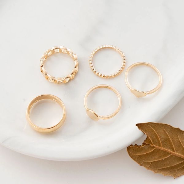 

trend 5pcs set of new style chain ring female geometric love gold joint ring set wholesale jewelry gothic wedding ring set, Golden;silver