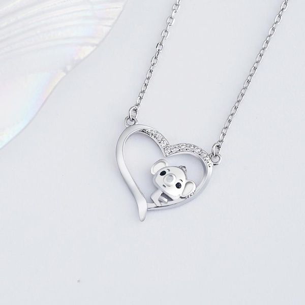 

pendant necklaces love heart-shaped ladies necklace sweet and romantic exquisite fashion rhinestone jewelry wedding birthday gift, Silver