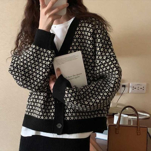 

women's knits & tees vintage knitted oversized cardigan women autumn winter loose floral thicken jacket long sleeve knitting top, White