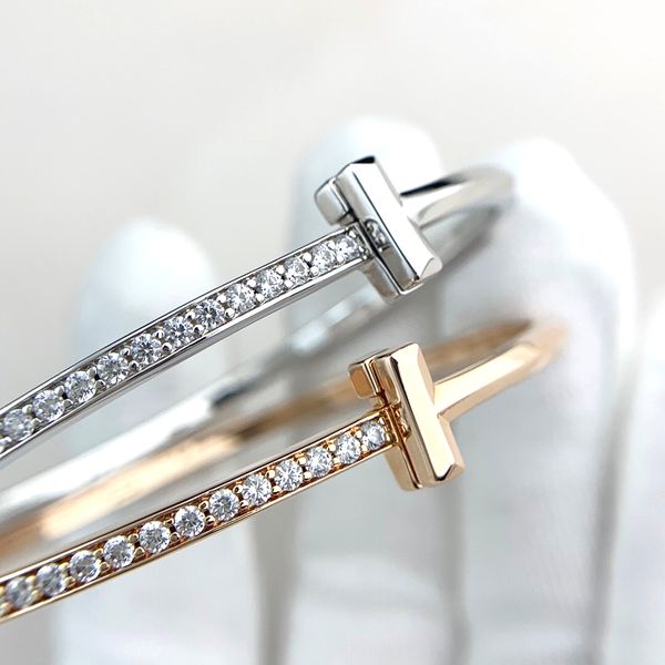 

seiko version of double t bracelet studded women's 18k rose gold does not fade men's wide and narrow version luxurys designers jew, White