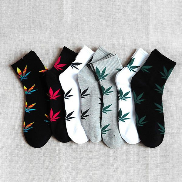 

men new maple leaf cato skateboard sheep leaves in the tube trend korean street sport socks, Black