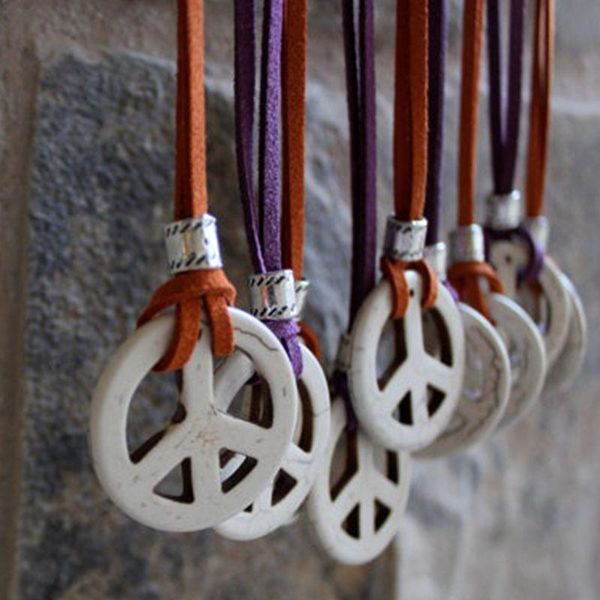 

pendant necklaces peace sign necklace festival 60s, Silver