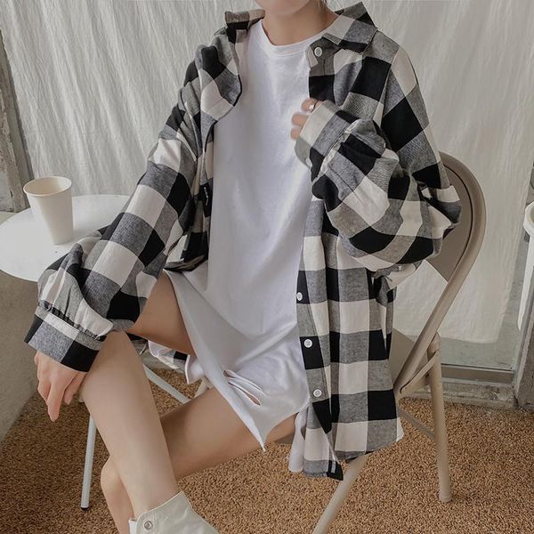 

simple classic plaid shirt women 2021 autumn new retro loose plus blouse women's lapel mid-length british style blouse, White