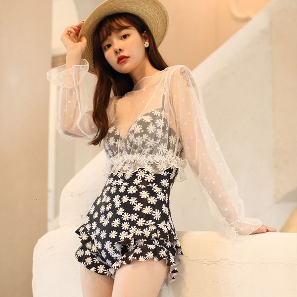 

new split two piece 2021 swimsuit slim women's cover belly conservative fairy model student spring bathing, White;black
