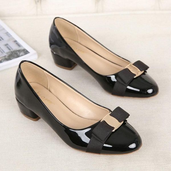 

dress shoes shallow mouth bow wedding women 2021 spring round head patent leather mid-heel work woman, Black