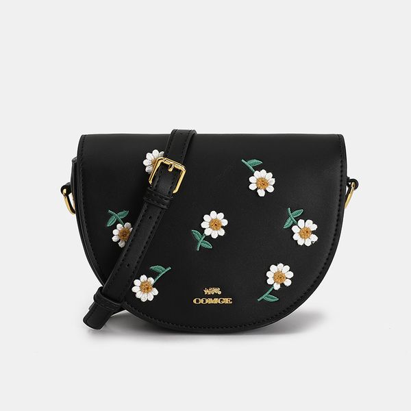 

designer 2021 new single shoulder cross carrying women's flip sweet girl pink three dimensional daisy embroidery saddle bag zqxw