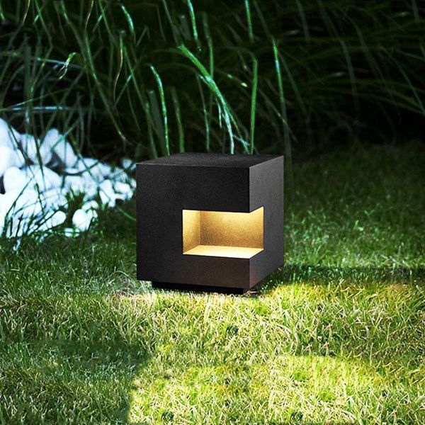 

2021 waterproof simple modern lawn light popular garden landscape lamp fashion countyard villa residential lighting