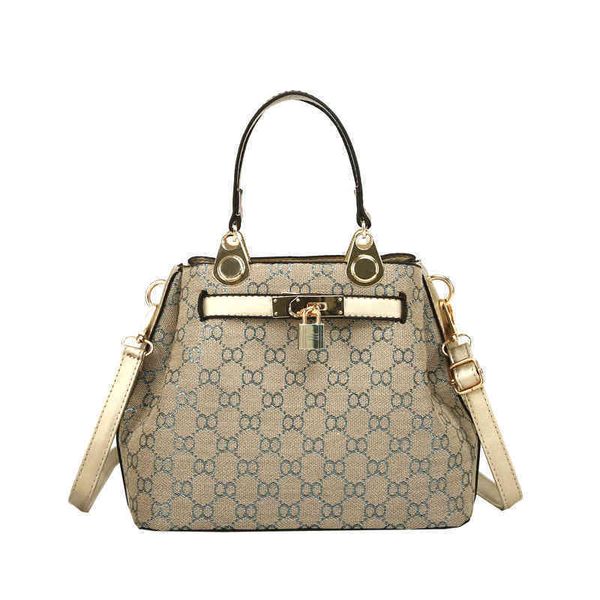 

2022 factory outlet online new women's bag hand korean fashion trend versatile one shoulder