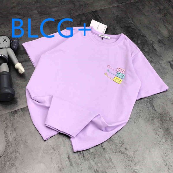 

2022 factory wholesale new fashion home spring and summer couple's simple casual loose short sleeve round neck pullover women's t-, White