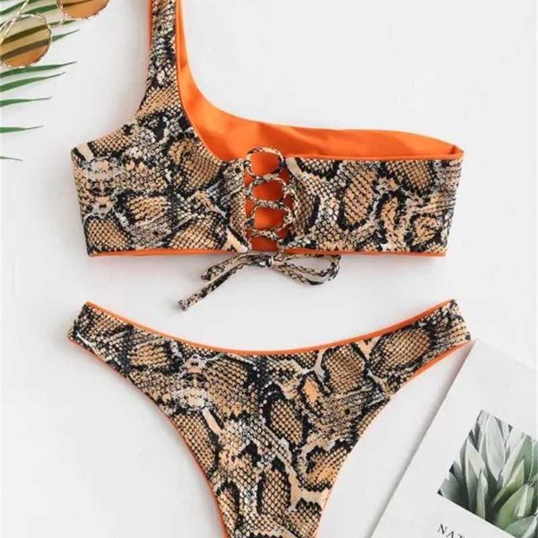 

one 2021 swimsuit shoulder bikini snake suit, White;black