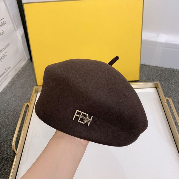

designer wool beret hats for womens designers classic casual women beanie cap berets waim hats fashion caps fleece d2109234hl, Black;white